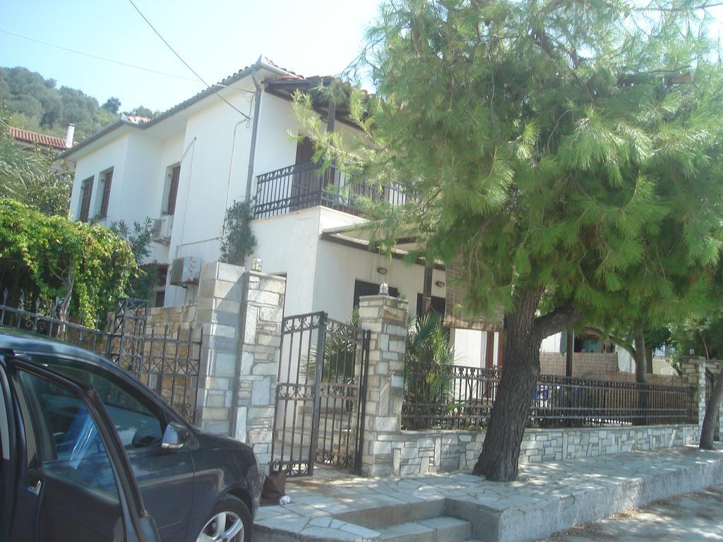 Stelios Seaside House Lefokastro Exterior foto