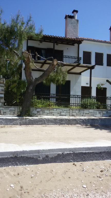 Stelios Seaside House Lefokastro Exterior foto