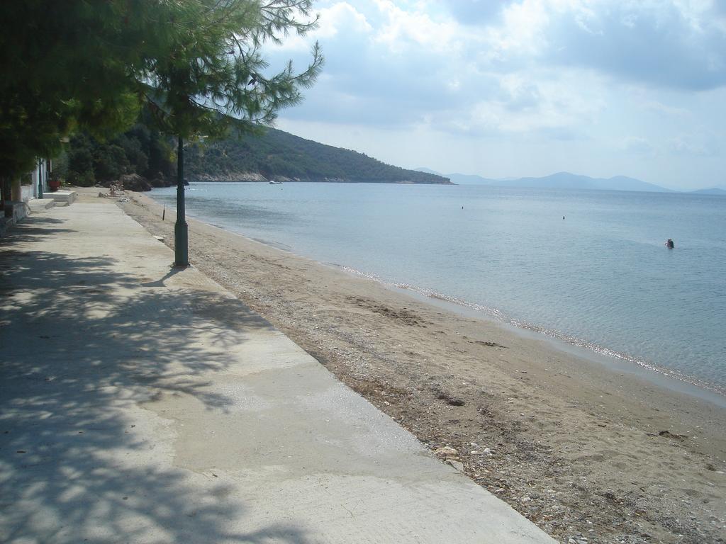 Stelios Seaside House Lefokastro Exterior foto